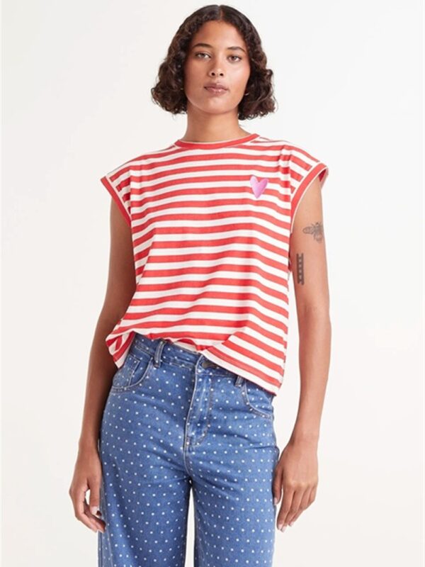 <p>
  T-shirt a scatola stampa righe panna/rosso 
</p>Compania Fantastica