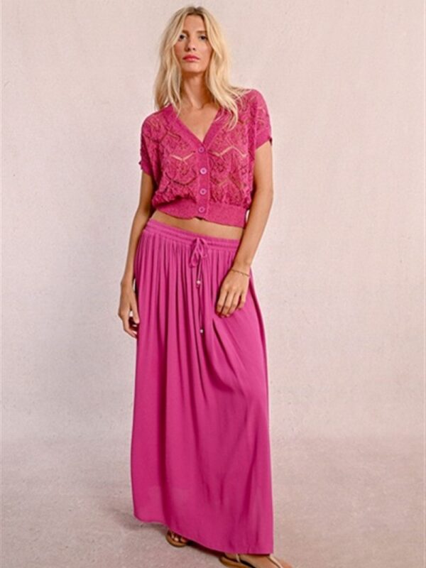 <p>
  Gonna lunga con elastico in vita
</p>Molly Bracken