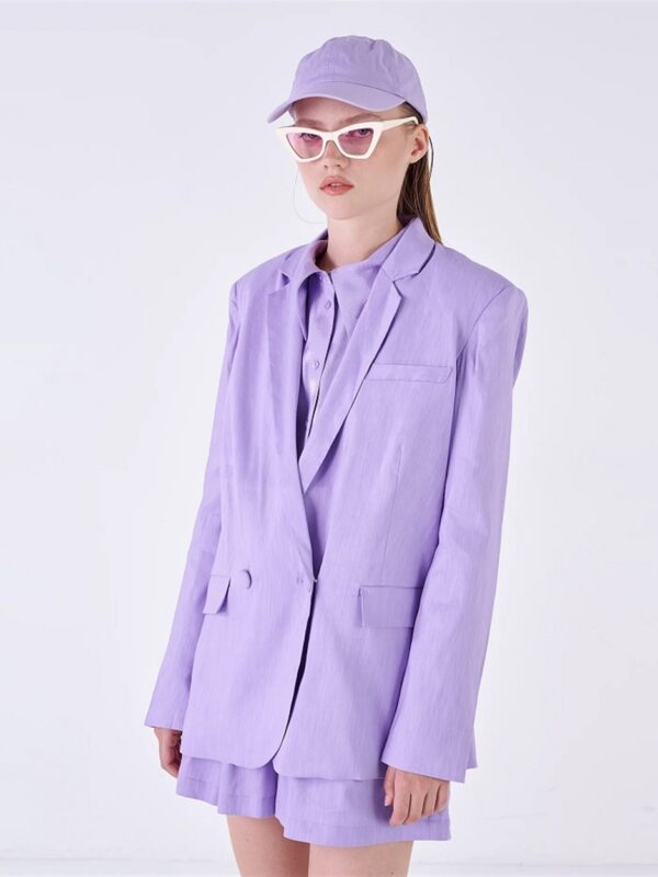 <p>
  Blazer doppiopetto
</p>Silvian Heach