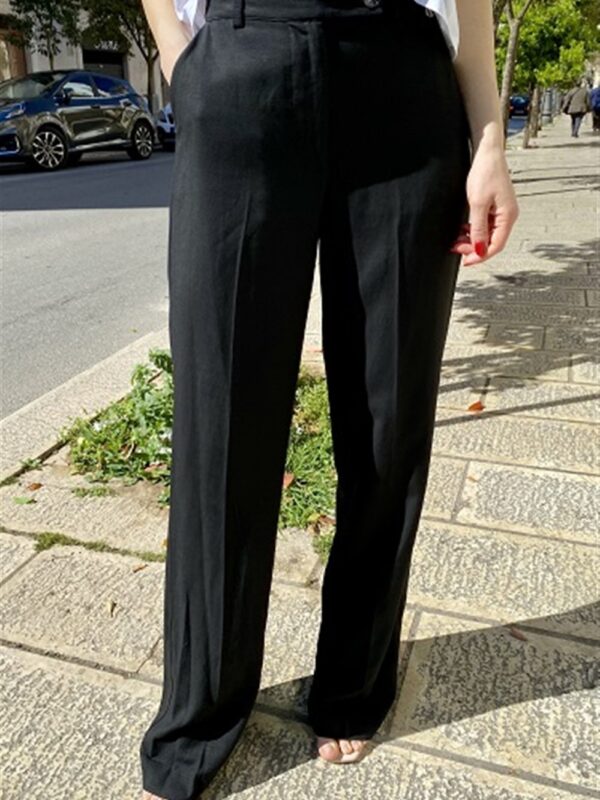 <p>
  Pantalone a palazzo in lino e viscosa
</p>Dixie