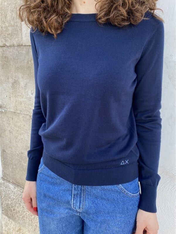 <p>
  Maglioncino basic paricollo navy blue
</p>Sun 68