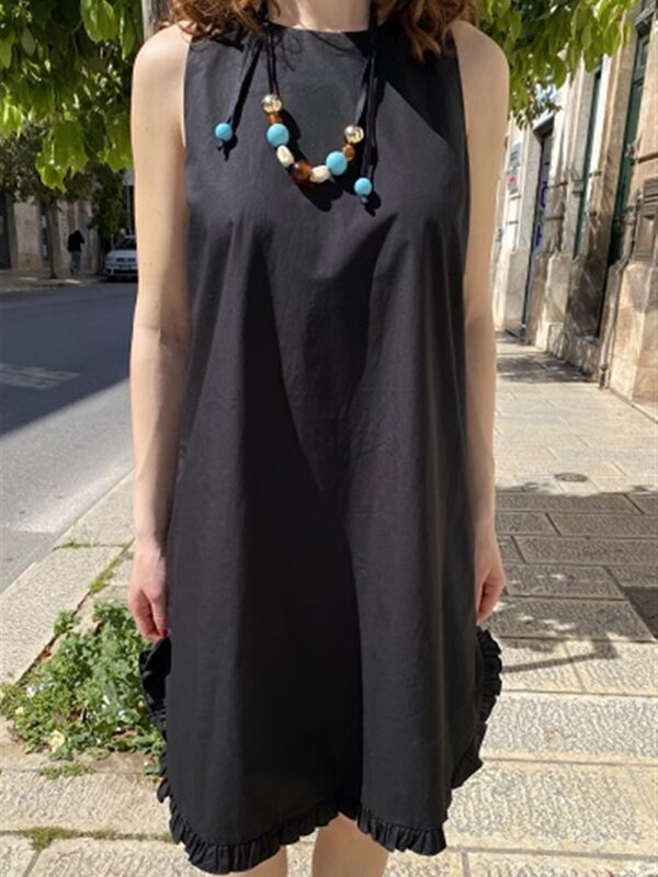 <p>
  Abito in cotone con rouches al fondo (collana inclusa)
</p>Mariuccia Milano