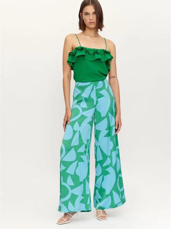 <p>
  Pantalone palazzo a fantasia
</p>Compania Fantastica