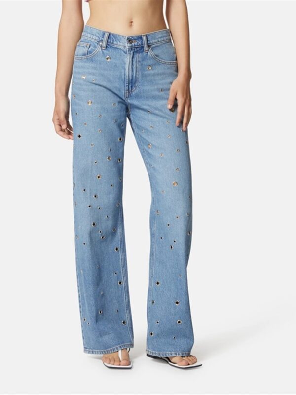 <p>
  Jeans gamba dritta con applicazioni metalliche
</p>Silvian Heach