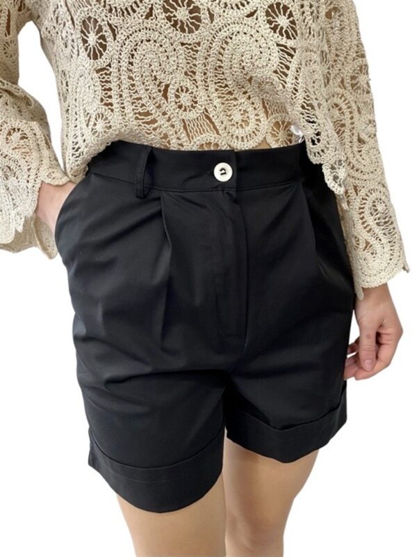 <p>
  Shorts in cotone con pinces
</p>Le _Sarte _Del_Sole