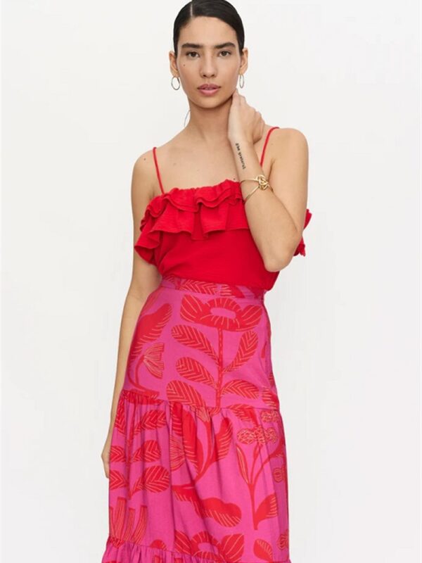 <p>
  Top con volant
</p>Compania Fantastica