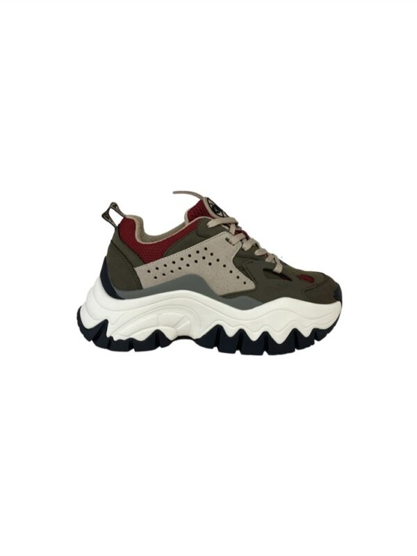 <p>
  Sneakers in nabuck e mesh vegana 
</p>Buffalo