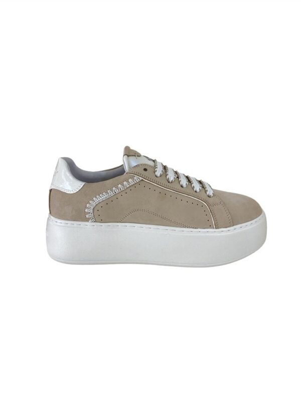 <p>
  Sneakers con zeppa di 5 cm BEIGE-WHITE
</p>Janet & Janet