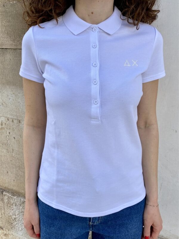 <p>
  Polo basic bianca
</p>Sun 68