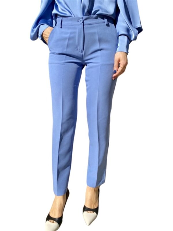 <p>
  Pantalone a sigaretta con vita regolare 
</p>H2o