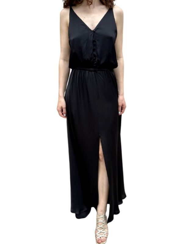 <p>
  Abito lungo con bottoni e spacco
</p>Mariuccia Milano