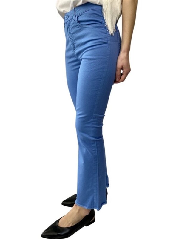 <p>
  Pantalone a trombetta sfilacciato al fondo
</p>H2o