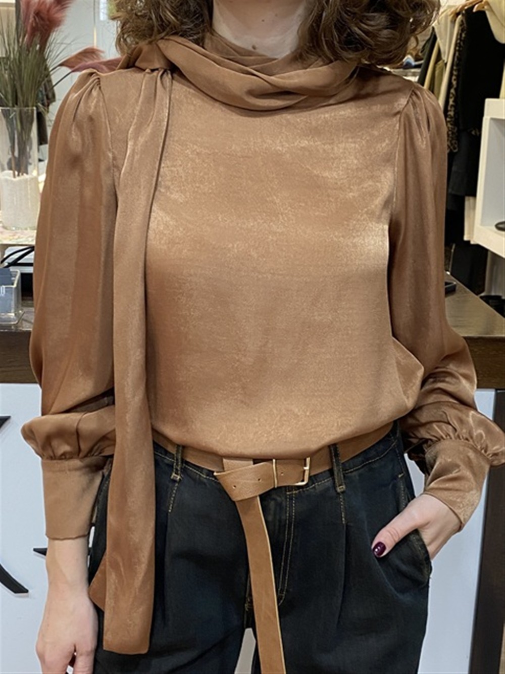 <p>
  Camicia in tessuto manopesca spalmato 
</p>H2o