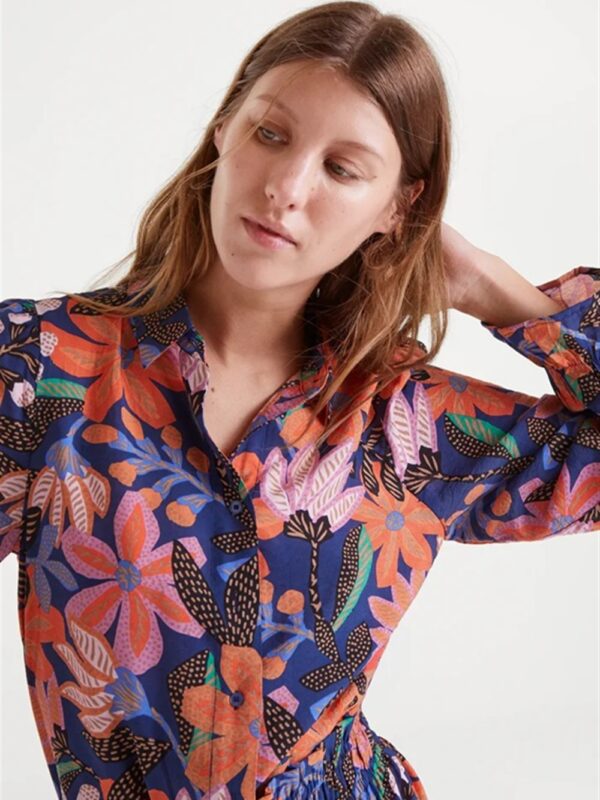 <p>
  Camicia a fantasia
</p>Compania Fantastica