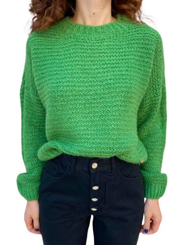 <p>
  Maglioncino con spalla scesa
</p>Le _Sarte _Del_Sole