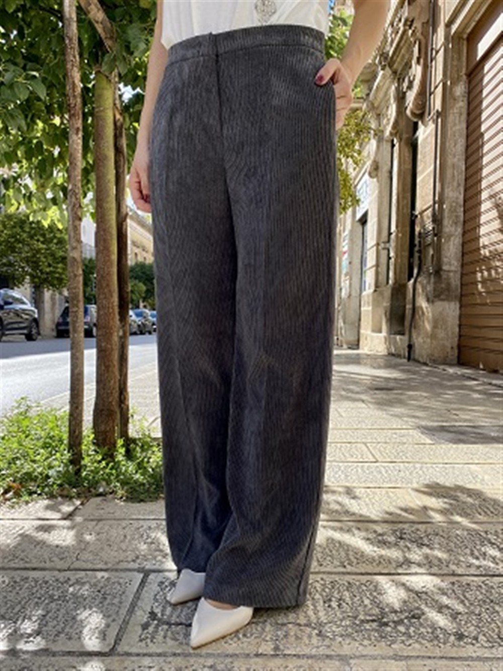 <p>
  Pantalone gamba dritta in velluto rocciatore
</p>Tolérance