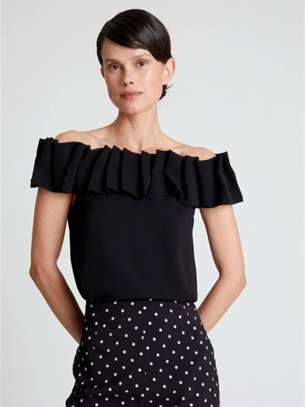 <p>
  Top omerale 
</p>Compania Fantastica