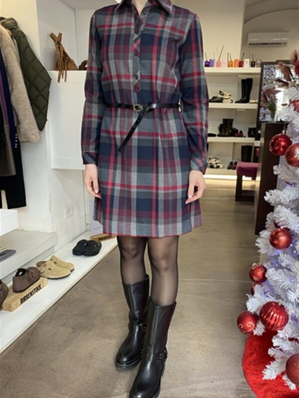 <p>
  Abito corto in tartan con cintina inclusa
</p>Dixie