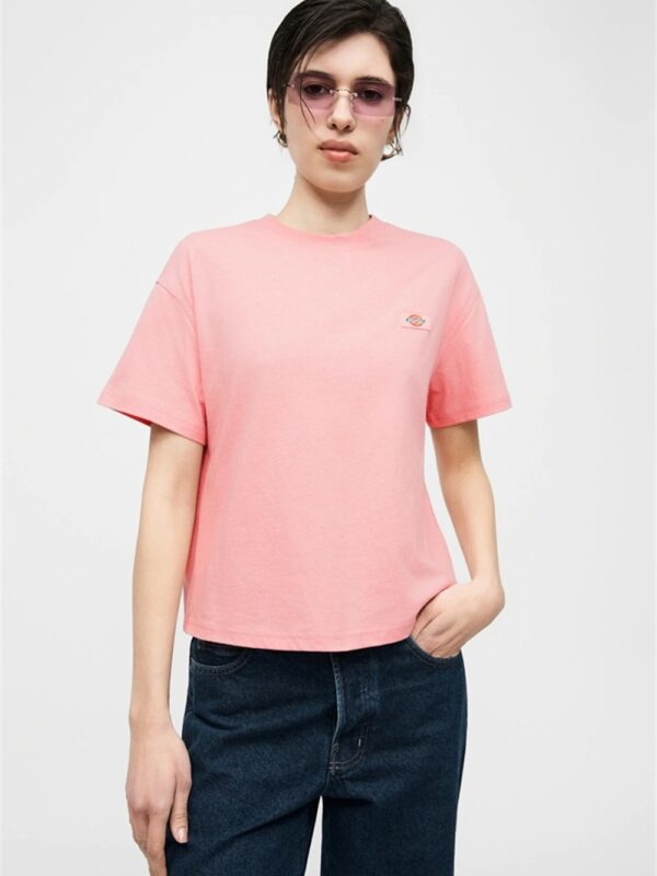 <p>
T-shirt OAKPORT BOXY SS TEE BRIDAL ROSE
</p>Dickies