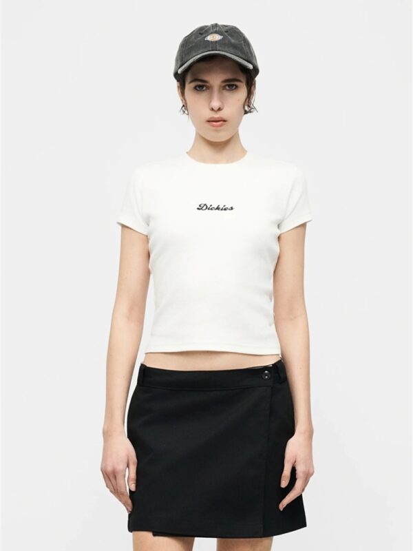<p>
T-shirt WELLSVILLE SS TEE W WHITE
</p>Dickies