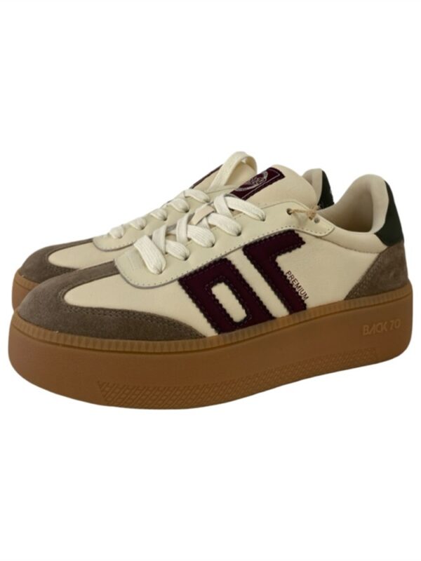 <p>
XXL SPONGY - Sneakers Back 70 fondo platform
</p>Back 70