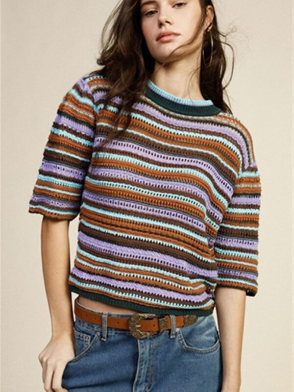 <p>
  T-shirt in crochet
</p>Dixie