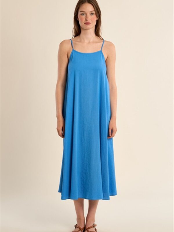 <p>
  Abito lungo con spalline sottili blue
</p>Molly Bracken