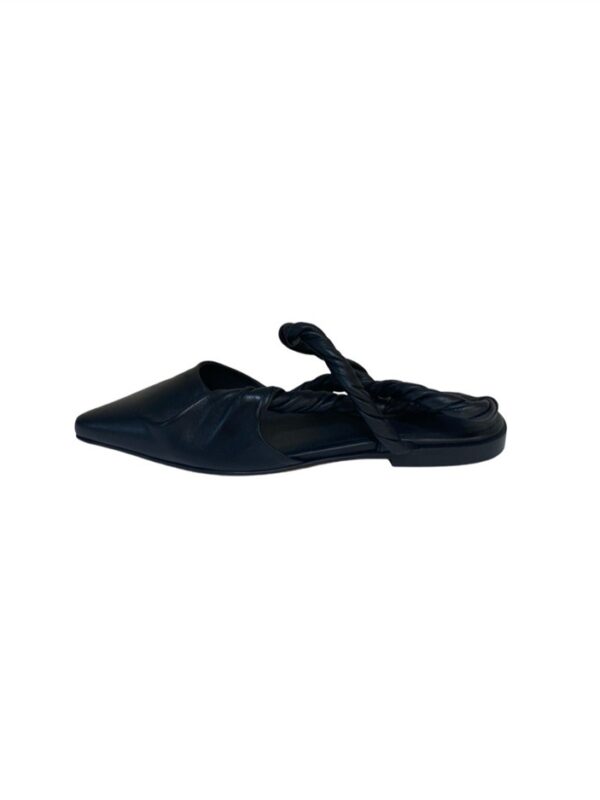 <p>
Slingback con fasce intrecciate black
</p>Jvam