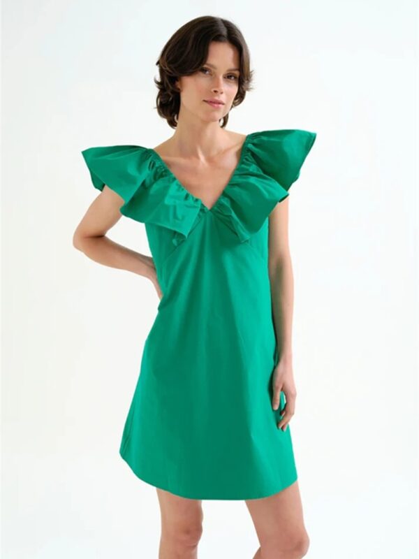 <p>
  Abito corto con balza verde
</p>Compania Fantastica