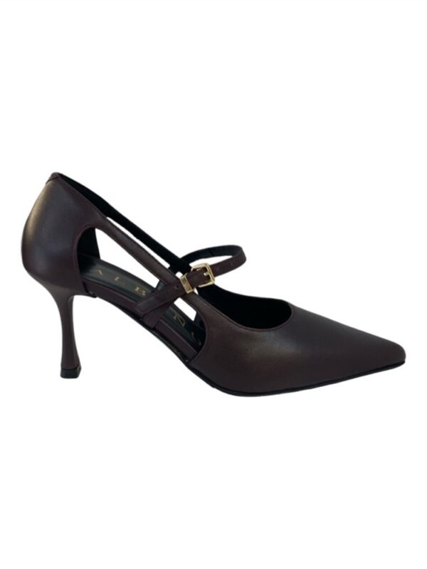 <p>
  Decollétè con braccialetto e tacco 8 cm
</p>Albano
