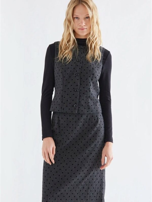 <p>
  Gilet stampa pois
</p>Compania Fantastica
