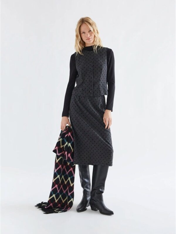 <p>
  Gonna midi stampa pois
</p>Compania Fantastica